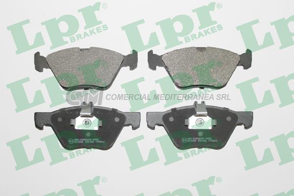 PASTILLA DE FRENO LPR M. BENZ E280-E300-E320-E420 98/ DEL.
